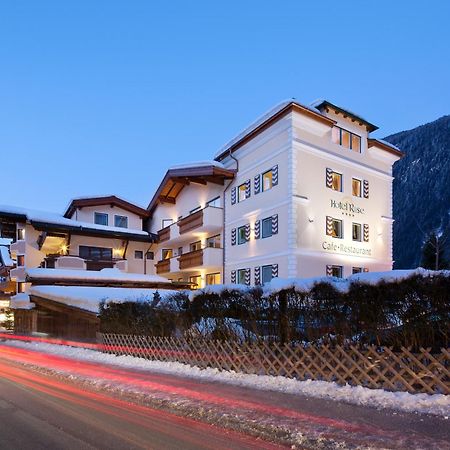 Hotel Rose Mayrhofen Exteriör bild