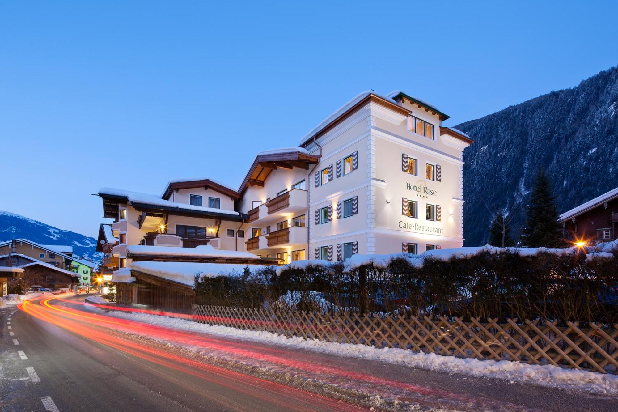 Hotel Rose Mayrhofen Exteriör bild